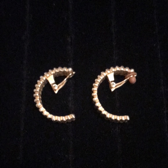 🟠 Givenchy Earrings - Gold Tone Clip Ons - Picture 5 of 12